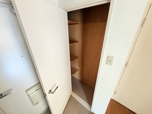 甲南コーポラスの玄関