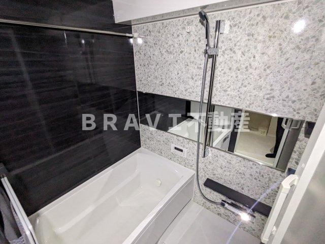 BRAVE常盤町Ⅱ　BRAVI不動産の浴室