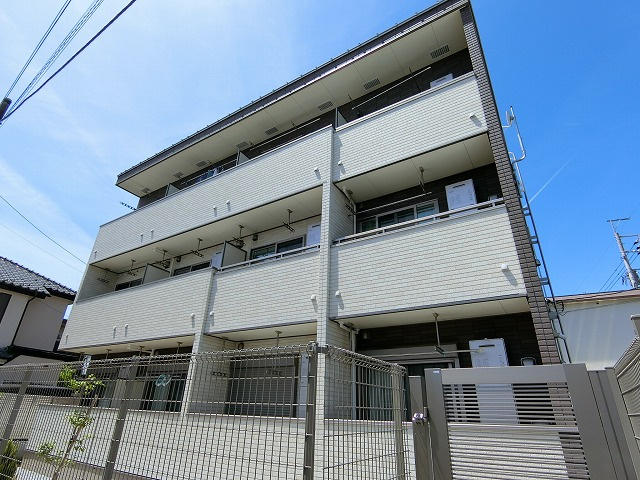 AJCスクエア　C棟の外観