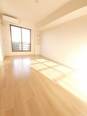 【居間・リビング】 | メゾン・ラ・コリーヌ | 居間です