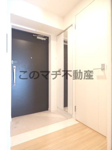 【玄関】 | エスポワール参番館(エスポワールサンバンカン) | 別号室の写真になります。現況優先。