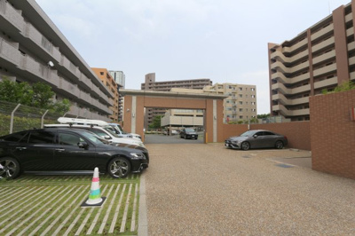 【駐車場】 | リラフォート千里中央