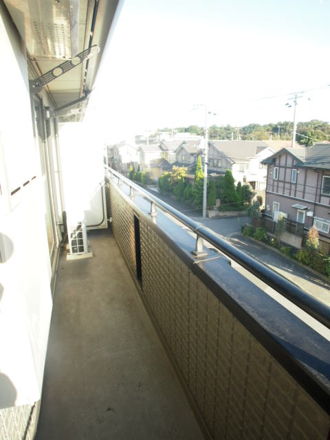 フロイデ若葉のバルコニー