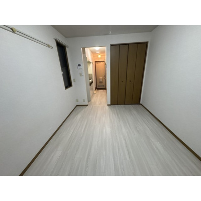 【内装】 | K.Y.O.N