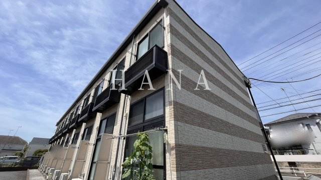 レオパレスアイステイの外観