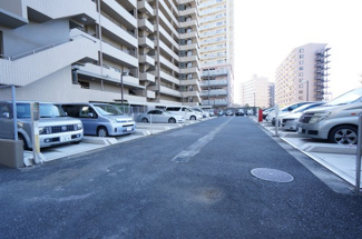 【駐車場】