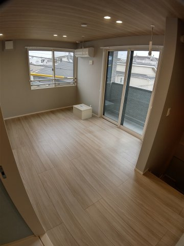 ＧＲＡＣＥＳ(グレイシス）の居間・リビング