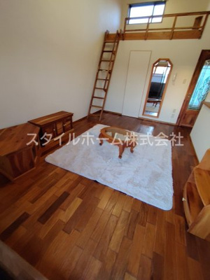 【内装】 | セザンヌ花田２ | 別部屋写真です。