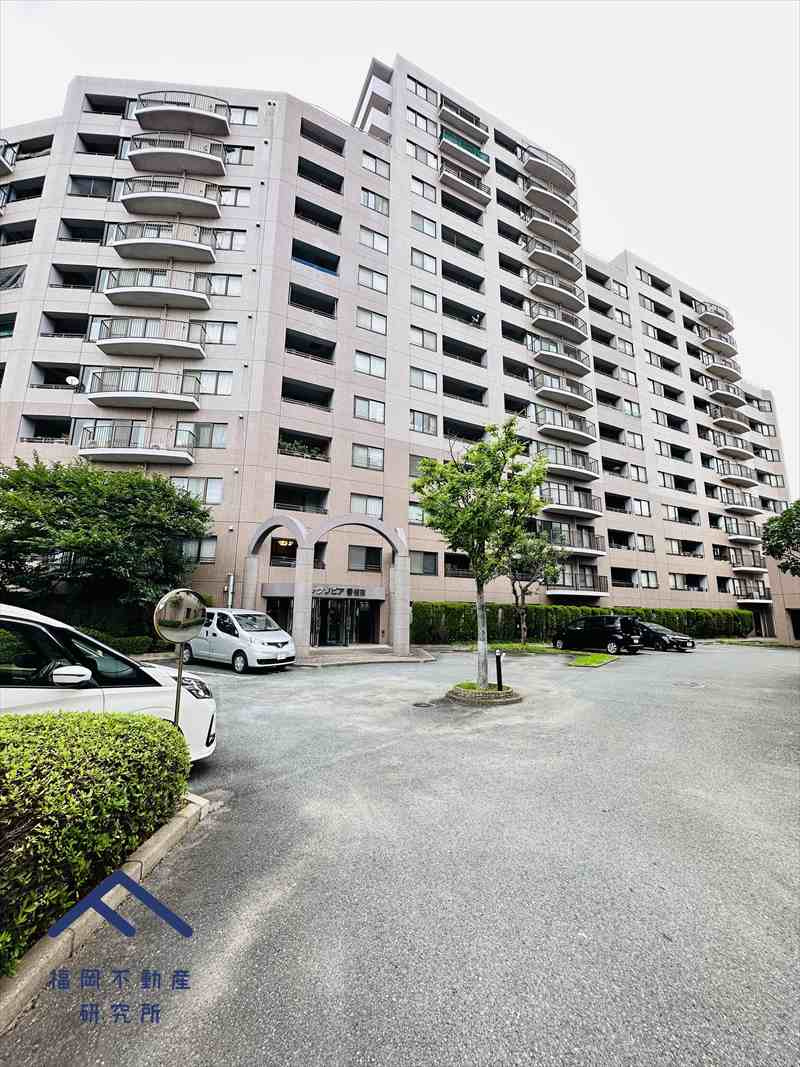 アークソピア香椎南A棟の外観