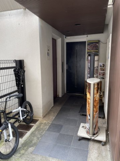 【エントランス】