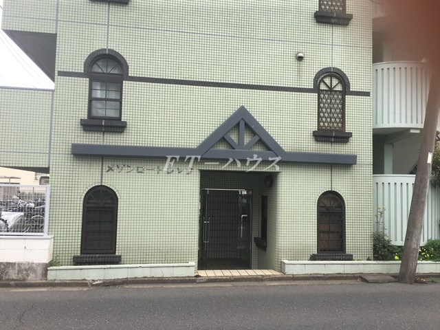 船橋市習志野台４丁目のアパートのエントランス