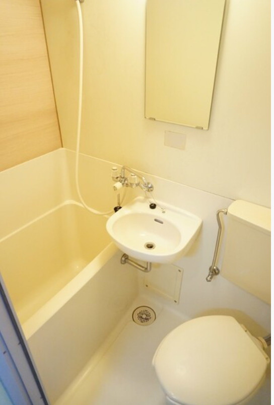 船橋市習志野台４丁目のアパートの浴室