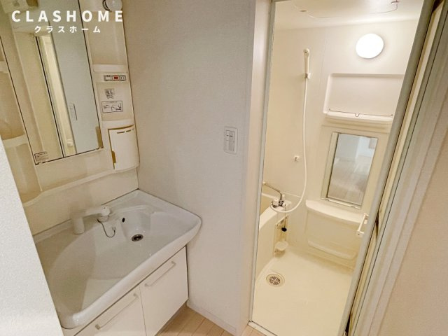 ルナセードル　　刈谷市近郊の賃貸はクラスホーム刈谷店の洗面所|同物件の別部屋になります。