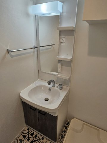 【独立洗面台】