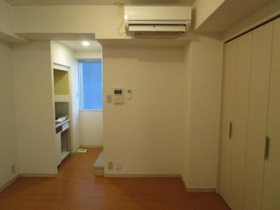 【洋室】 | コモドスクウエア北新宿