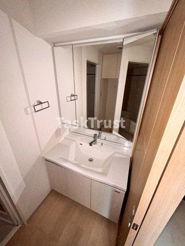 【洗面所】 | クロシェット関目