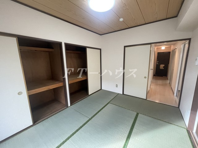 ソイ・コート幕張の和室