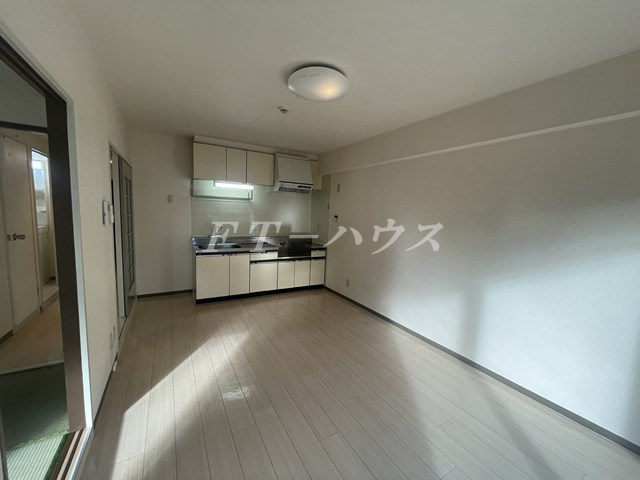 ソイ・コート幕張の居間・リビング