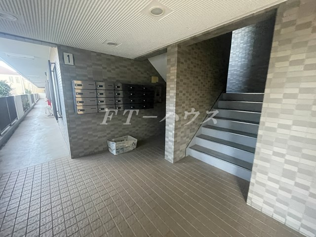 ソイ・コート幕張のエントランス