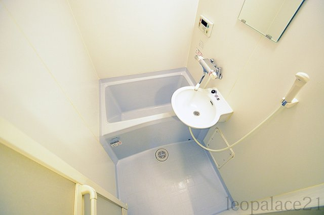 レオパレス遙の浴室|画像5
