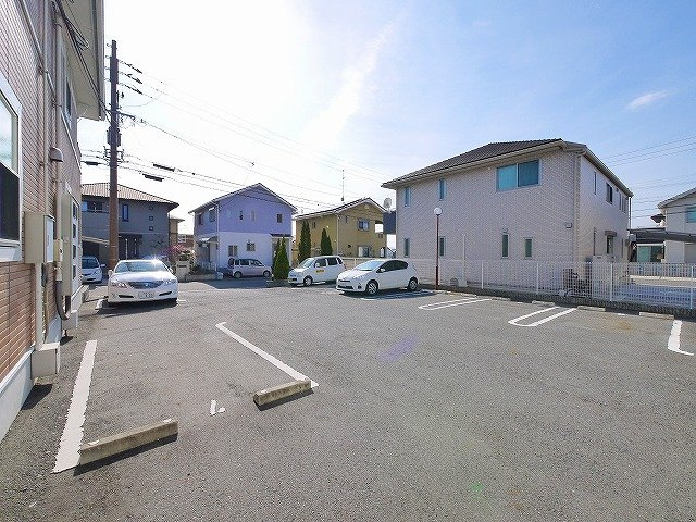 グランツⅠ（州見台）の駐車場|駐車スペースもあります