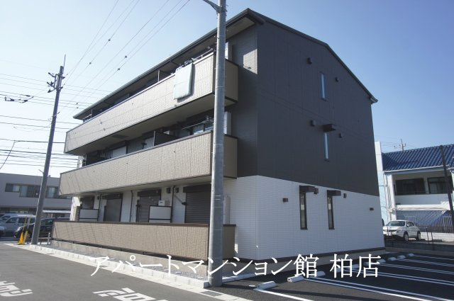 ラシーヌAの外観