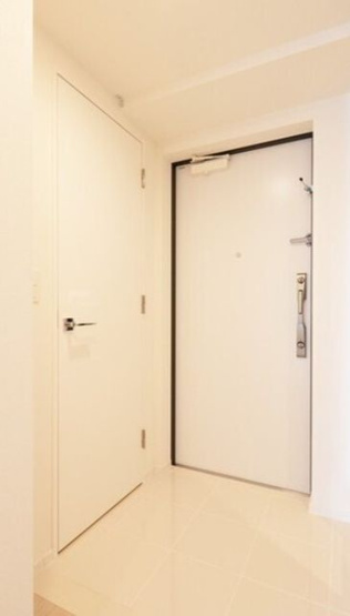 【玄関】コンフォリア東新宿