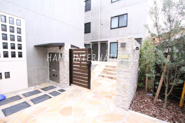 Land Palace武蔵小山のエントランス