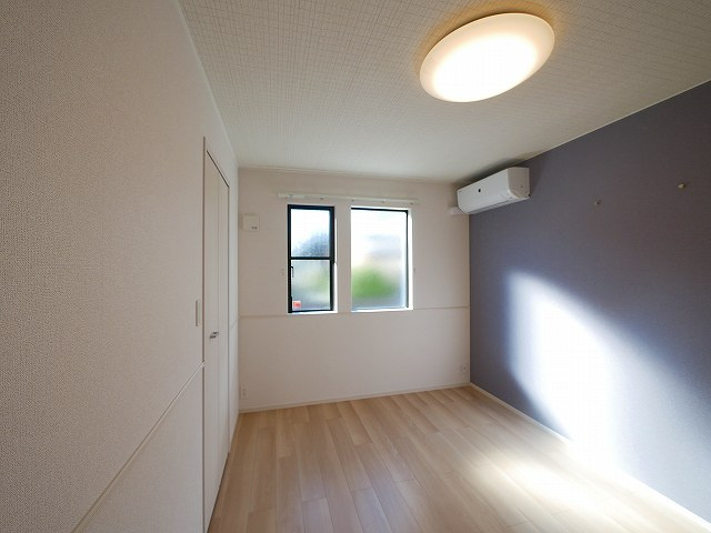 アヴニールの寝室|ゆったりした洋室です