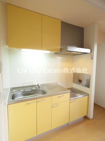 小平市鈴木町１丁目のアパートのキッチン