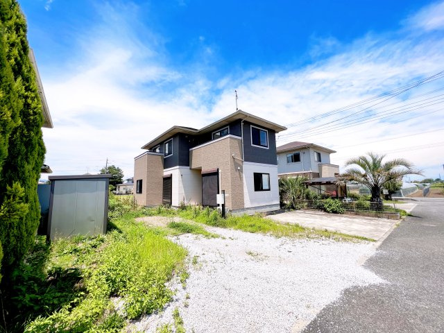 児玉郡神川町大字新里　中古住宅の外観