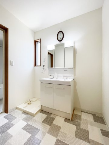 4_SEASONSの洗面所