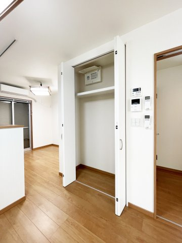 4_SEASONSの居間・リビング