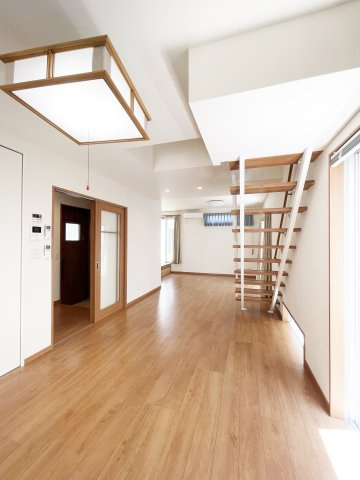 4_SEASONSの居間・リビング