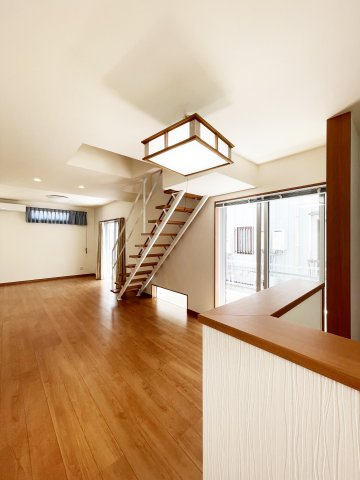 4_SEASONSの居間・リビング