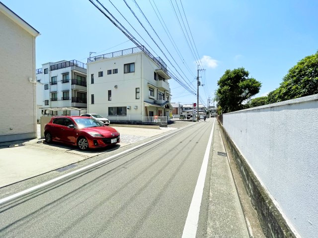 4_SEASONSの周辺