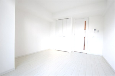 【洋室】 | エスライズ東本町