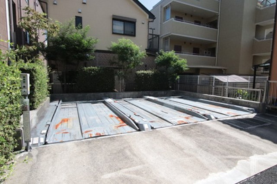 機械式駐車場（高さ制限あり）※要空確認