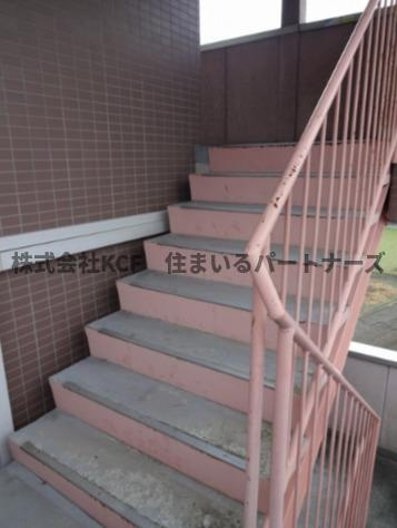 ヴィンテージのエントランス|落ち着いたエントランスです