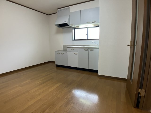 アムールHAPPINESSの居間・リビング