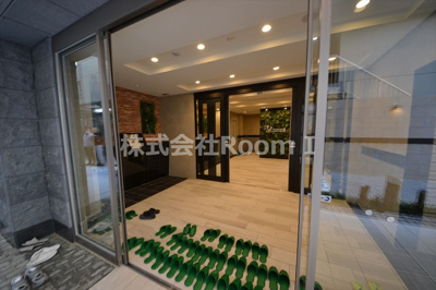 【エントランス】 | プレサンス大手前ピリオド | 毎日通るエントランスはこのようになっています