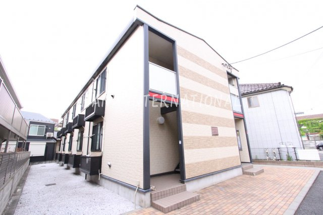 レオパレスリバーサイド住吉の外観