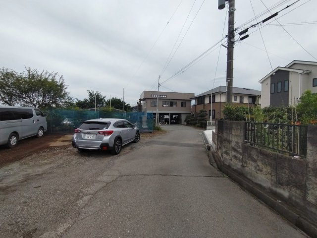 高崎市棟高町売地 A区画の前面道路含む現地写真