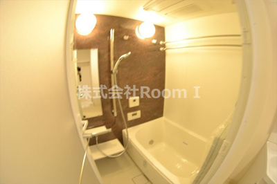 【浴室】 | プレサンス心斎橋ニスト | きれいなお風呂です