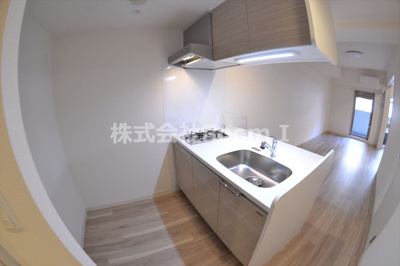 【キッチン】 | プレサンス心斎橋ニスト | お料理しやすいキッチンです