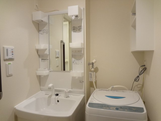 レオネクスト国府宮の洗面所|独立洗面台完備