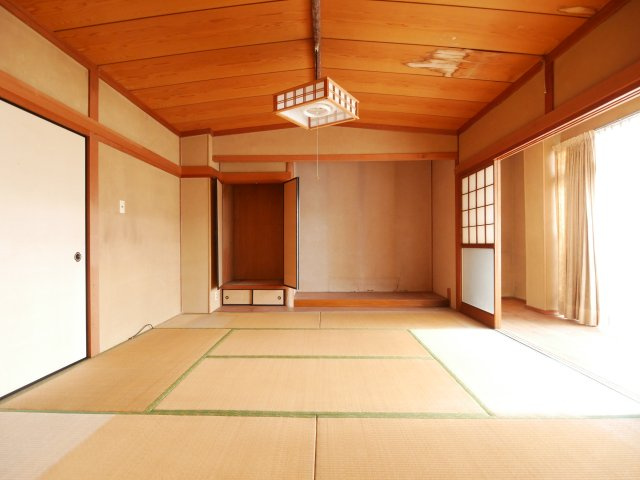 桜畠4丁目　中古住宅の和室