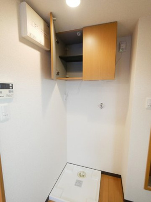 【玄関】 | フラッティ七条大橋