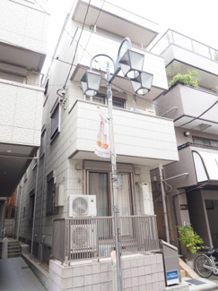 【外観】 | 1フロア1世帯のみで落ち着いた住環境です！