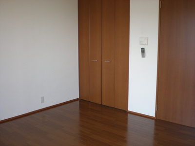 【寝室】 | ラディカルⅠ | 窓側から撮影